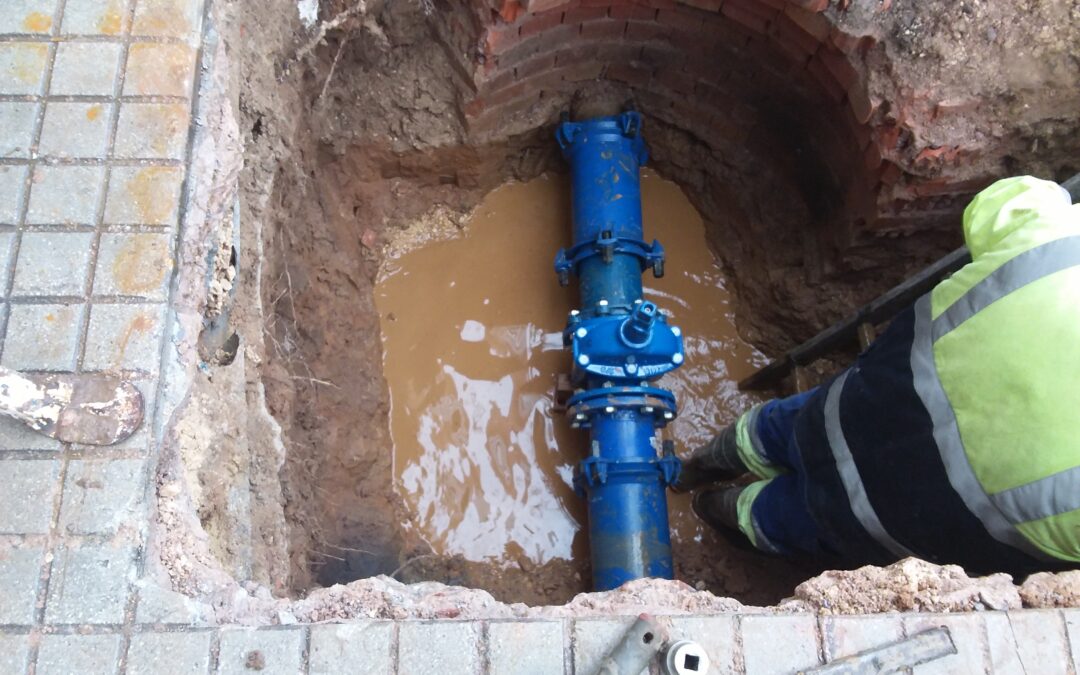 Sustitución de llaves de corte en diferentes puntos de la ciudad